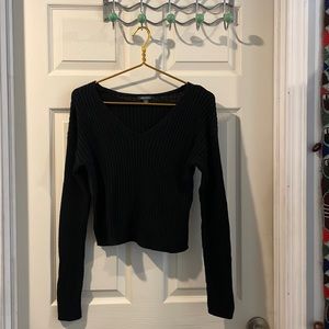Wild Fable Black V-neck Cropped Sweater